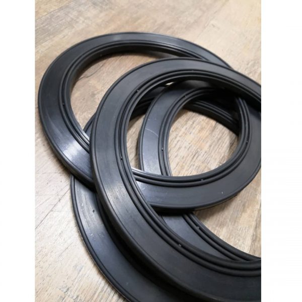 MOULDED RUBBER GASKET